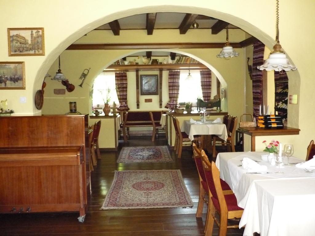 Oereg Malom Hotel Csepreg エクステリア 写真