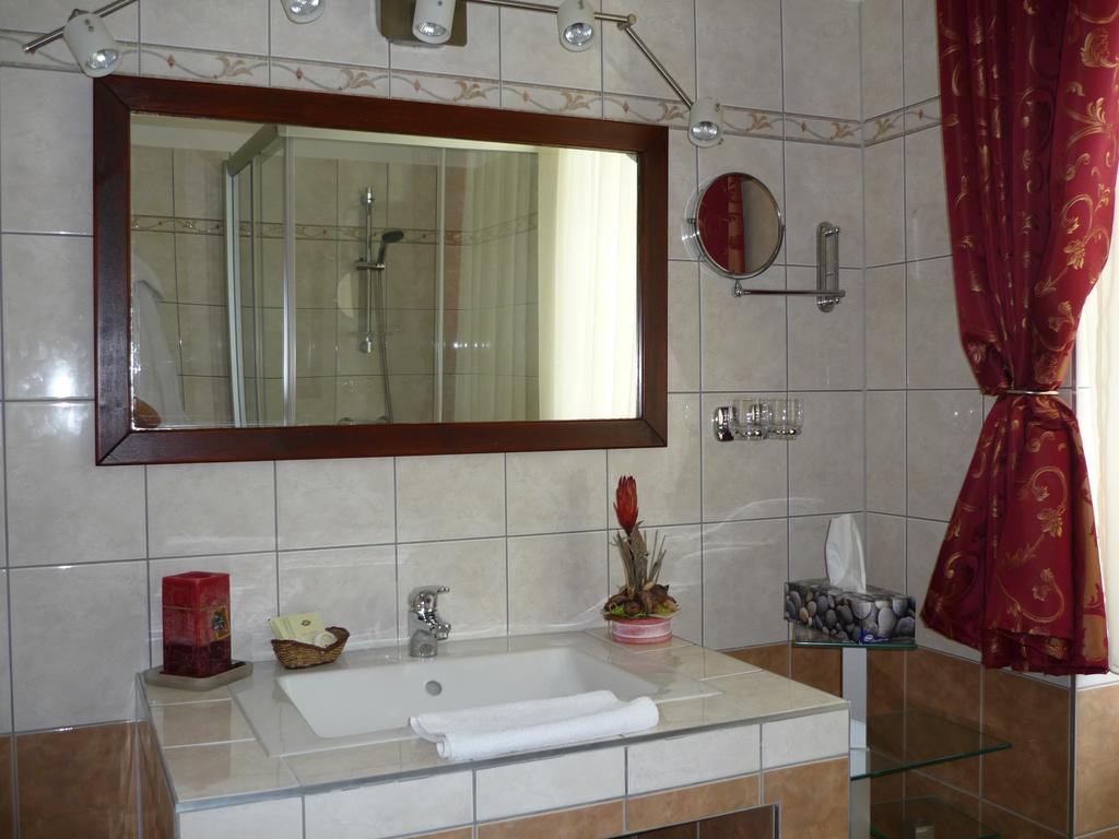 Oereg Malom Hotel Csepreg 部屋 写真